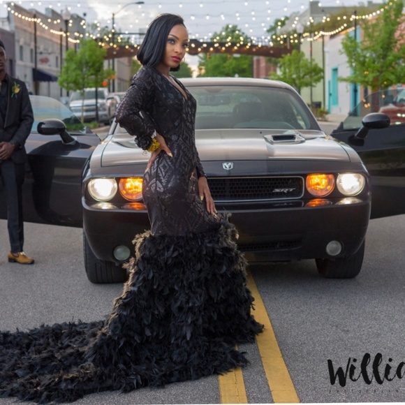 Black prom dress - Picture 4 of 7